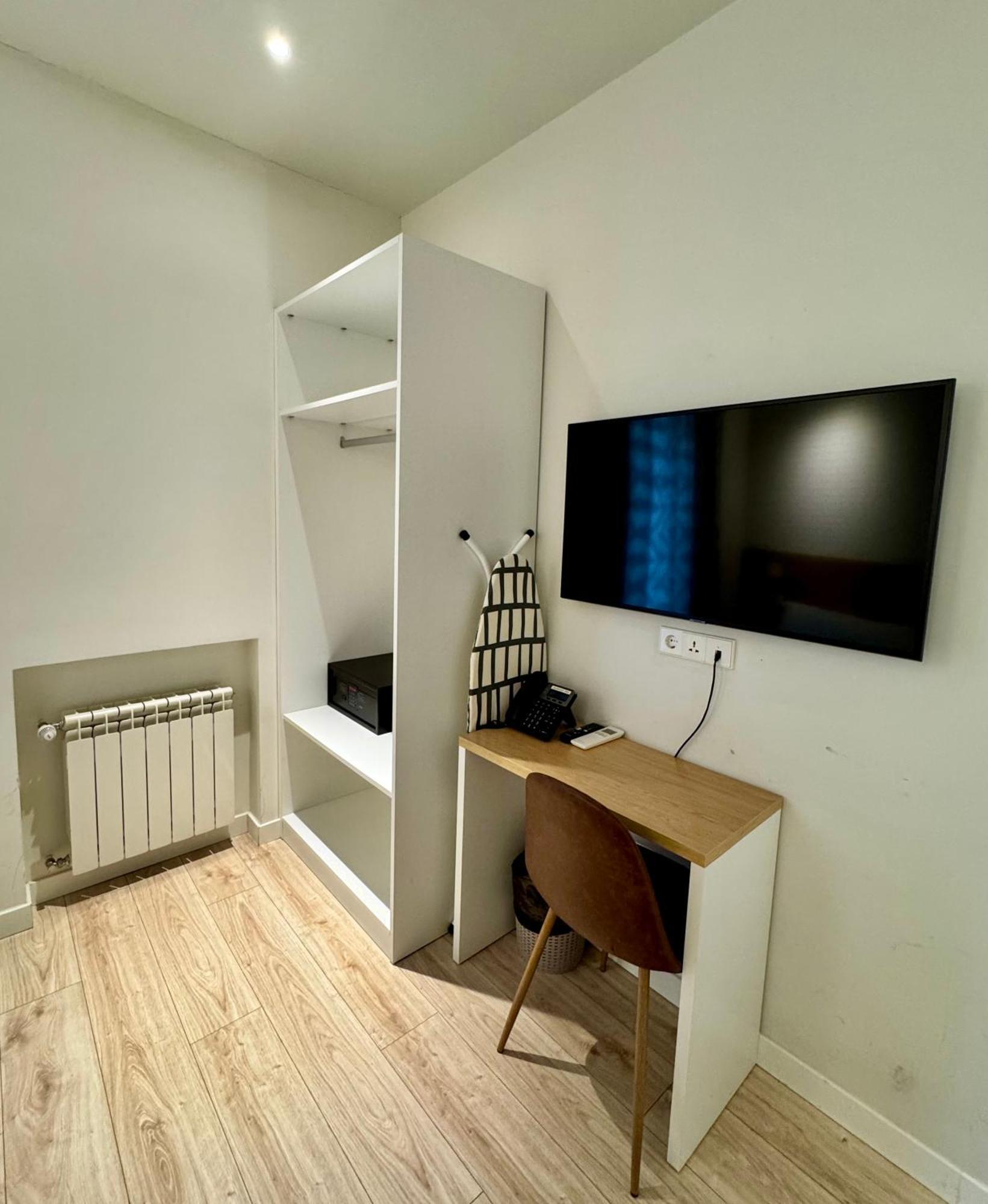 Apartamentos Apolo Madri Exterior foto