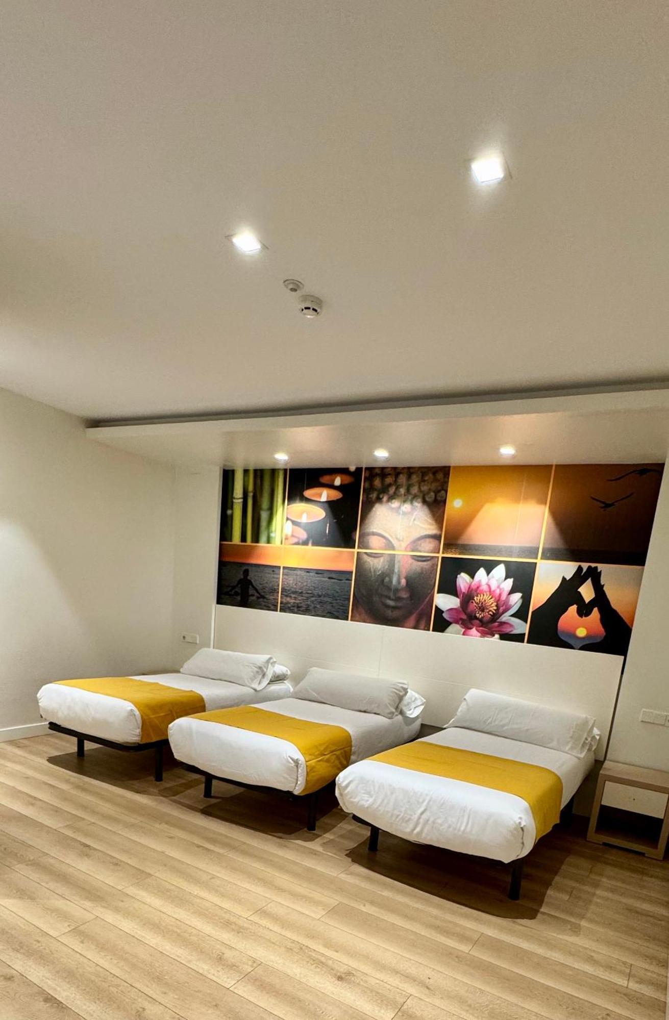 Apartamentos Apolo Madri Exterior foto