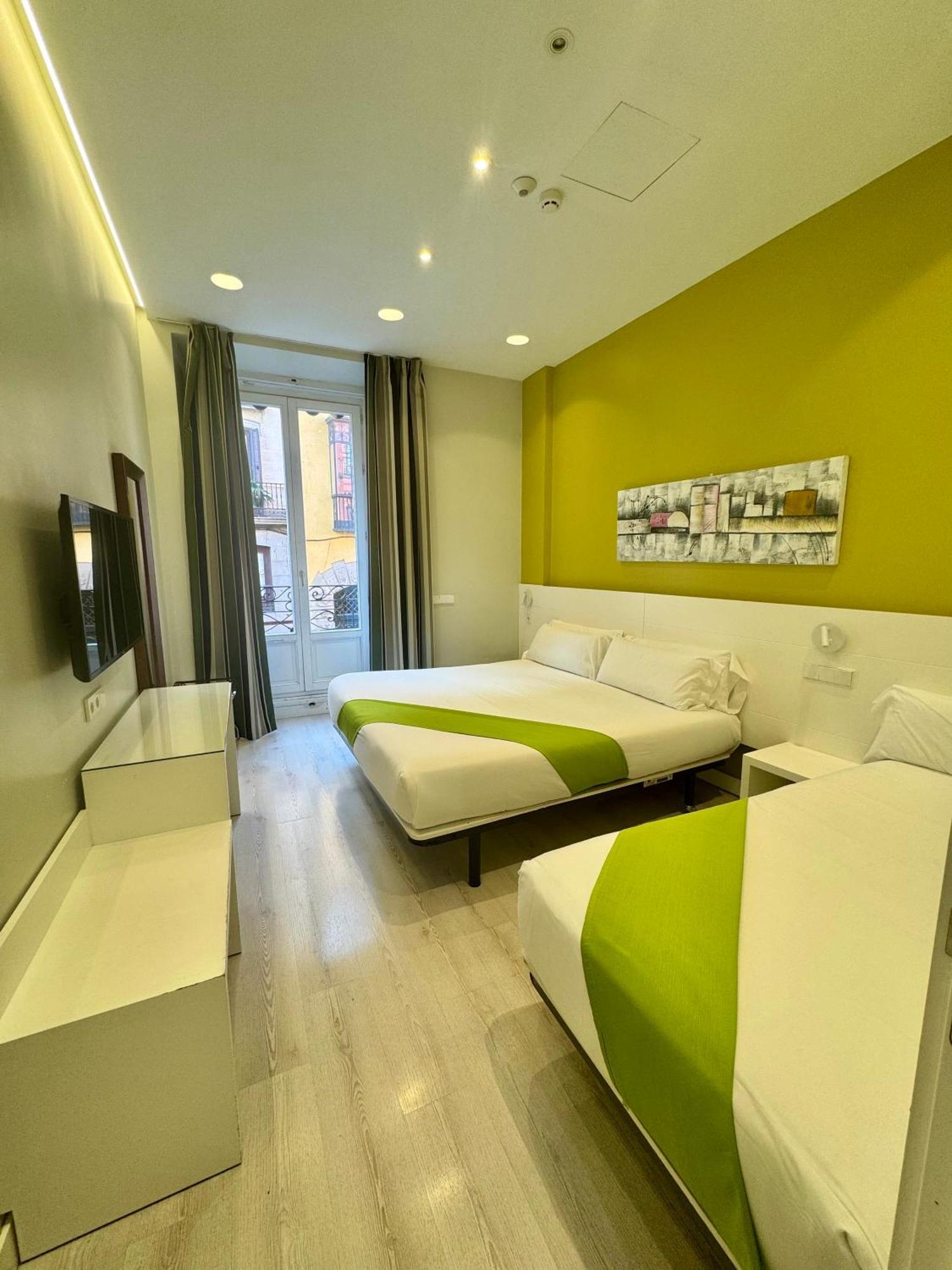 Apartamentos Apolo Madri Exterior foto